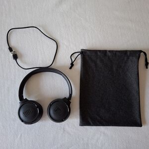 JBL Wireless Bluetooth Headphones